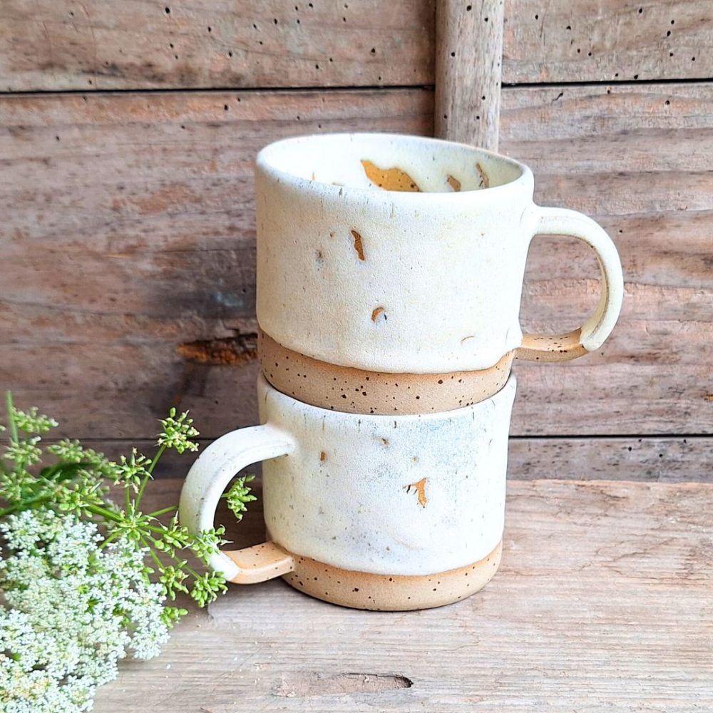 Skodelica v krem barvi - slika 3